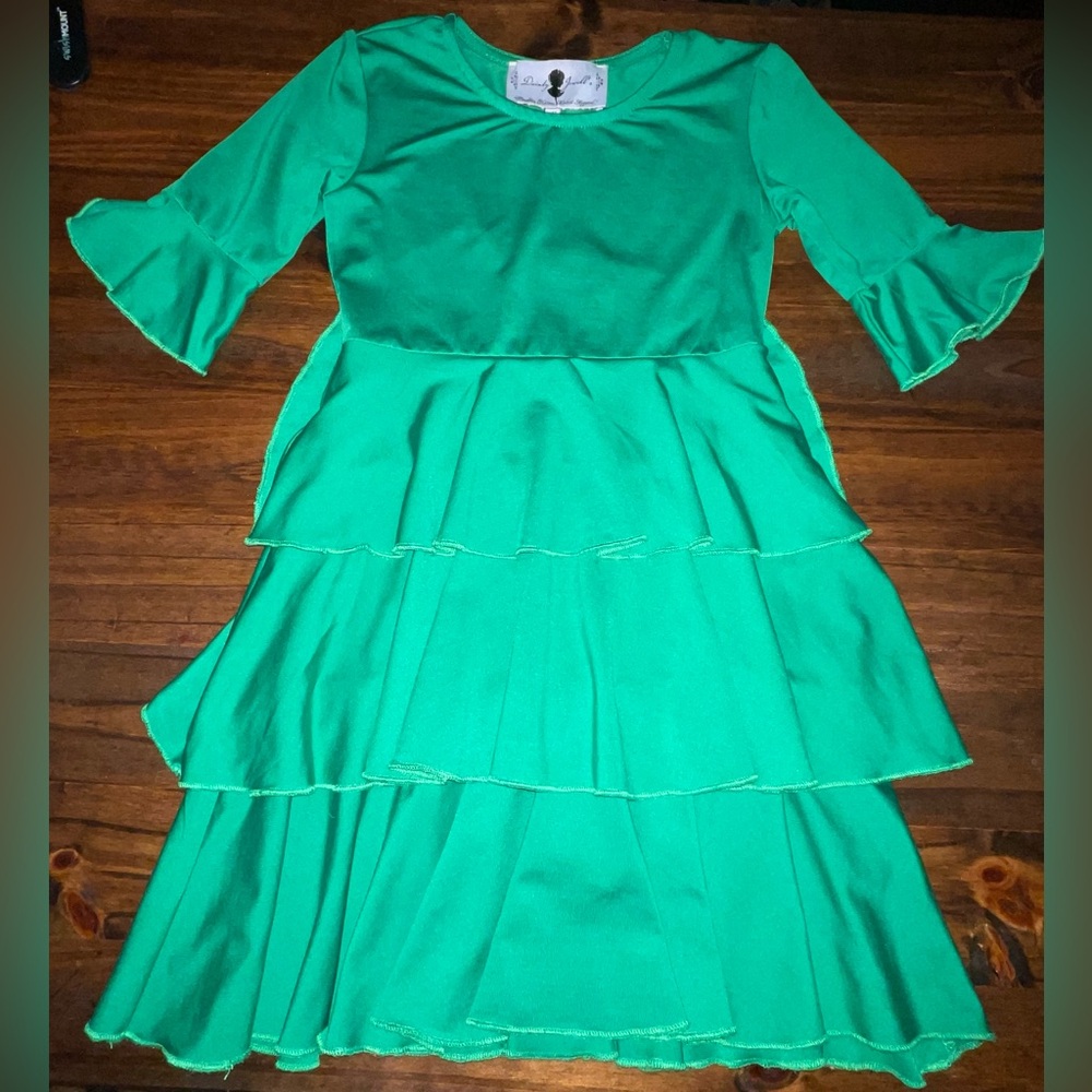 Dainty Jewells Girls Size Small, Vibrant Green Tiered Dress, 3/4 Ruffle sleeves